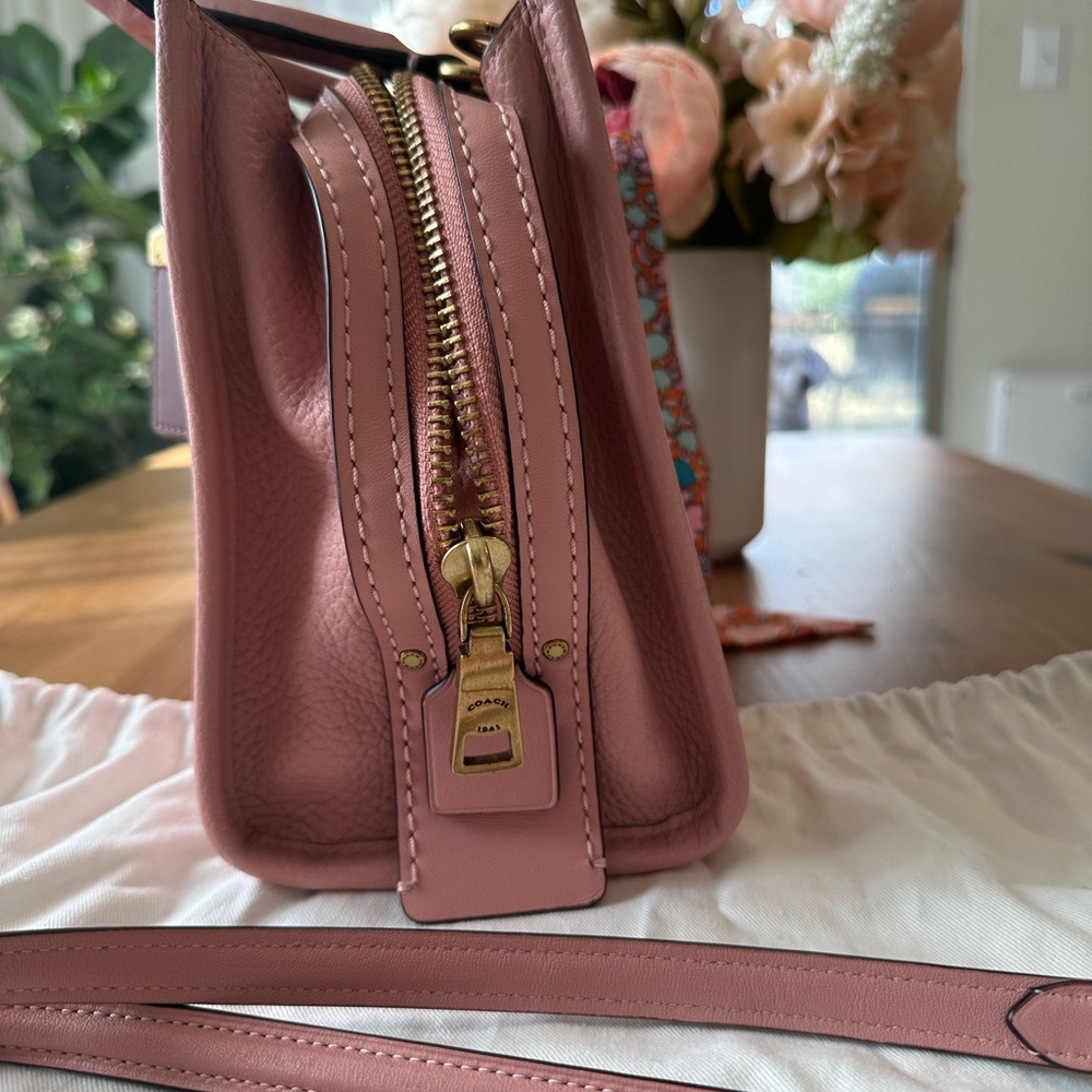 Coach 1941 Rogue Peony with Bag Charm and Twilly - Picture 8 of 11
